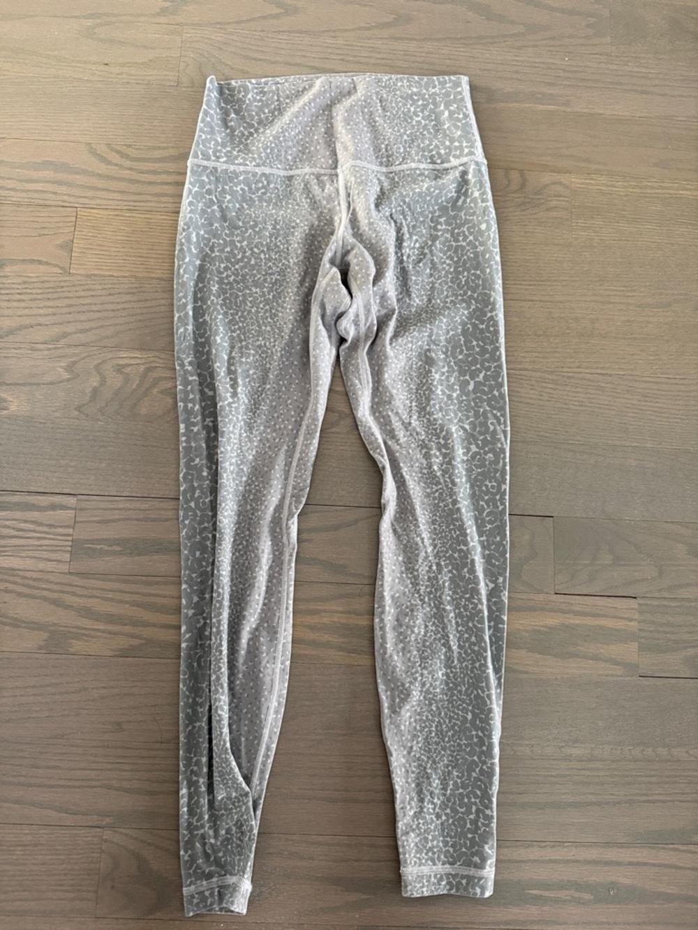 lululemon athletica Light Gray Patterned align Leggings